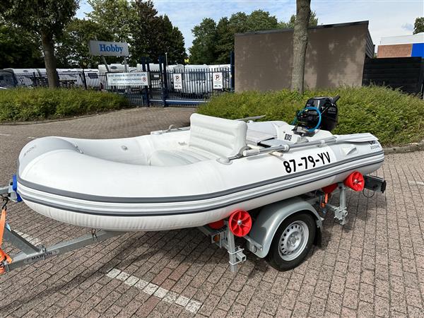 Grote foto zodiac 325 fast roller acti v met of zonder motor en trailer watersport en boten motorboten en jachten