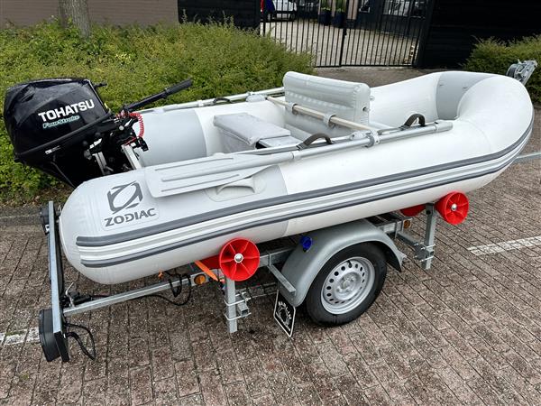 Grote foto zodiac 325 fast roller acti v met of zonder motor en trailer watersport en boten motorboten en jachten