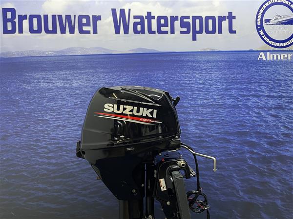 Grote foto suzuki 30 buitenboordmotor kortstaart elektrische start watersport en boten buiten en binnenboordmotoren