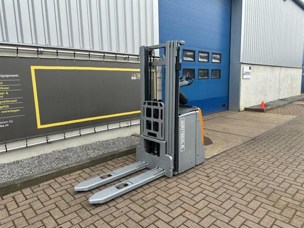 Grote foto vs 21713 elektrische triplex stapelaar still 4266mm freelift bj2018 doe het zelf en verbouw hefwerktuigen