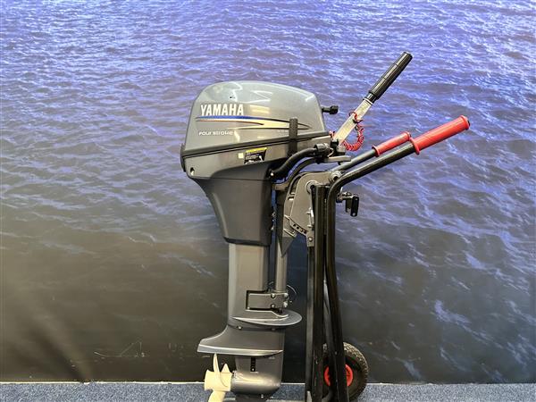 Grote foto yamaha 6 pk buitenboordmotor artnr 2468 2 cilinder 4 takt watersport en boten buiten en binnenboordmotoren