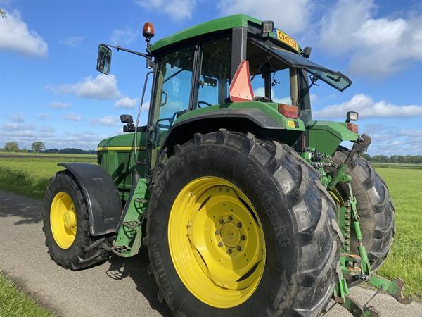 Grote foto john deere 6810 agrarisch tractoren
