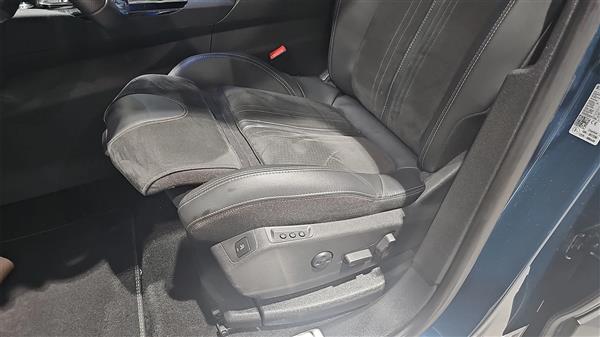 Grote foto peugeot 5008 ii 2.0 bluehdi 180 s s gt pack eat8 auto peugeot