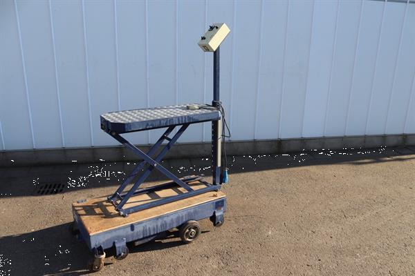 Grote foto koat electro buisrailwagen met mechanische schaar 50 cm spoor agrarisch tuinbouw