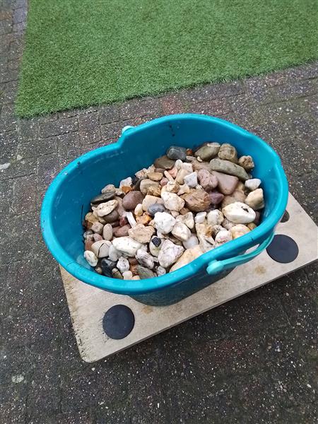 Grote foto kiezelstenen tuin en terras tuindecoratie