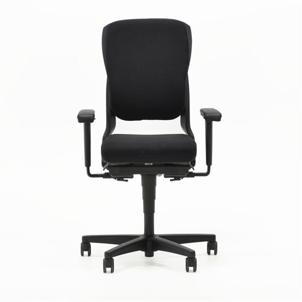 Grote foto 230 bureaustoel hoge rug zwart nieuwe stoffering zwart voetkruis 4d armleggers huis en inrichting stoelen