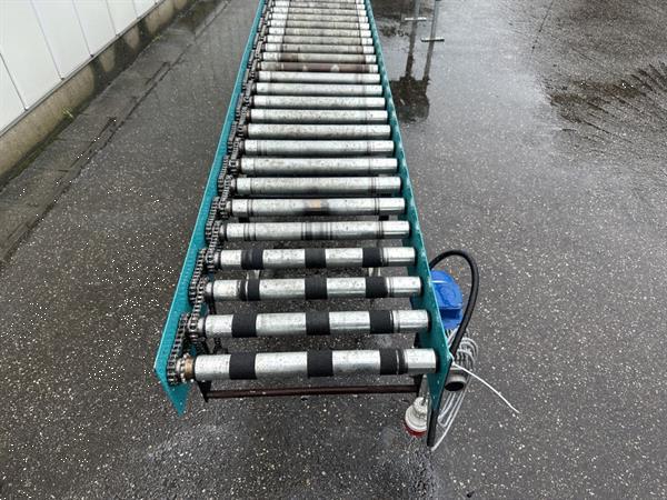 Grote foto berg rollenbaan aangedreven 380 volt met bocht agrarisch transportbanden