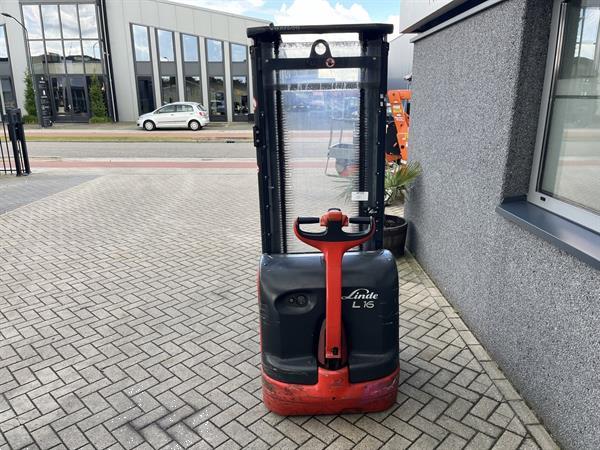 Grote foto heftruck stapelaar heftruck linde l16 duplo330cm 3650uur 2014 doe het zelf en verbouw hefwerktuigen