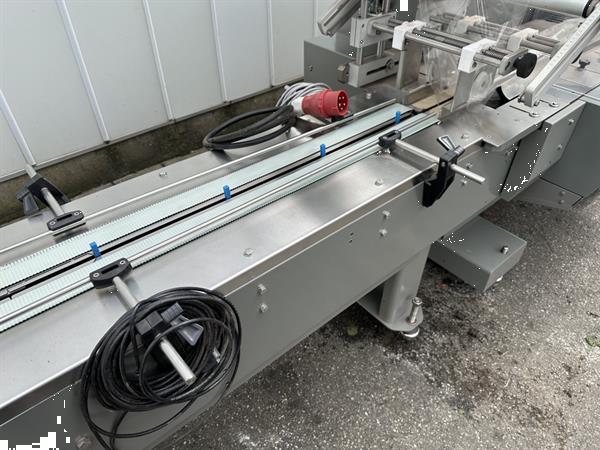 Grote foto ulma atlanta e flowpackmachine met aanvoer agrarisch tuinbouw