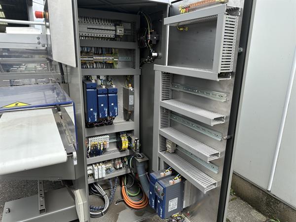 Grote foto ulma atlanta e flowpackmachine met aanvoer agrarisch tuinbouw