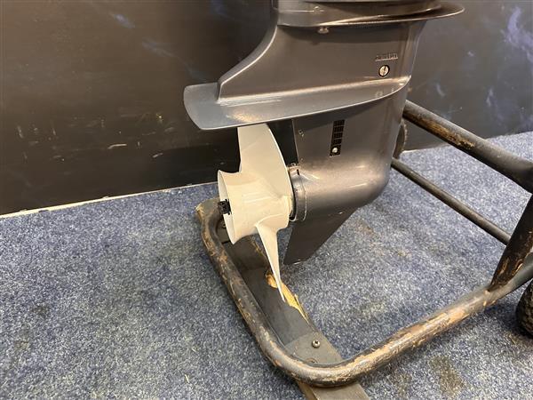 Grote foto yamaha 9.9 pk buitenboordmotor artnr 3425 hightrust watersport en boten buiten en binnenboordmotoren