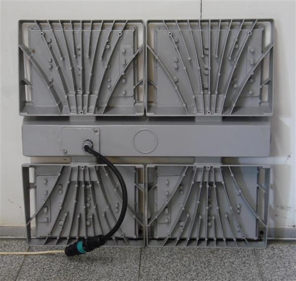 Grote foto proffesionele led verlichting. tuin en terras verlichting