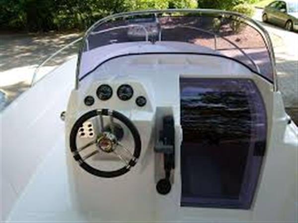 Grote foto prins open console boot 550 2019 watersport en boten vis en consoleboten