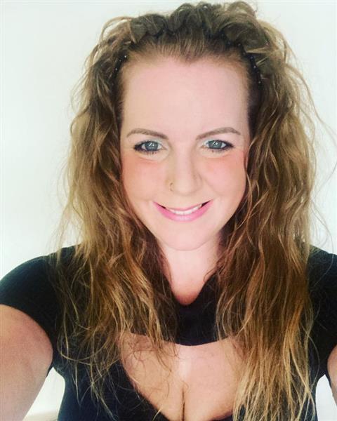 Grote foto op zoek naar een sprankje romantiek en avontuur erotiek vrouw zoekt mannelijke sekspartner