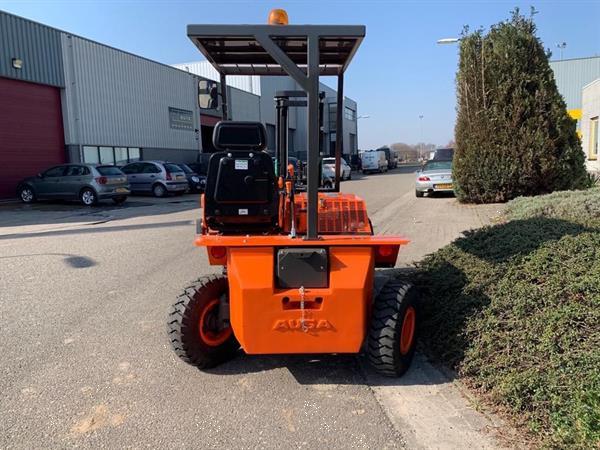 Grote foto ausa ruwterrein c 11 m agrarisch heftrucks