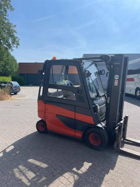 Grote foto linde e 30 agrarisch heftrucks