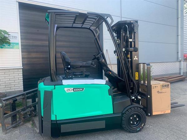 Grote foto mitsubishi fb20n2t agrarisch heftrucks