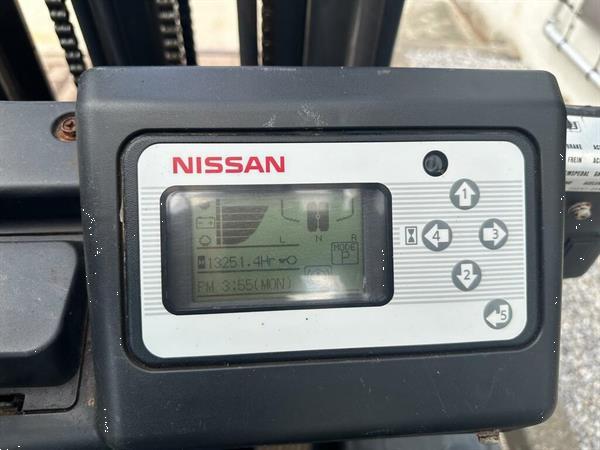 Grote foto vs 21748 elektrische triplex heftruck nissan freelift sideshift agrarisch heftrucks