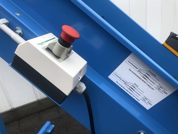 Grote foto v2900 k opvoerband doe het zelf en verbouw afvalverwerking