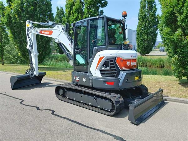 Grote foto bobcat e60 gratis hydraulische snelwissel en 2 bakken doe het zelf en verbouw kranen en graafmachines