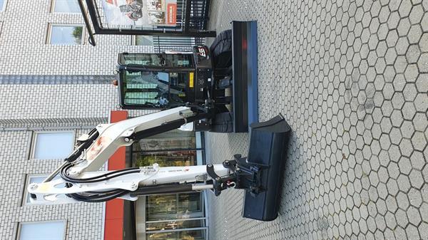 Grote foto bobcat e55z gratis hydraulische snelwissel en 3 bakken doe het zelf en verbouw kranen en graafmachines