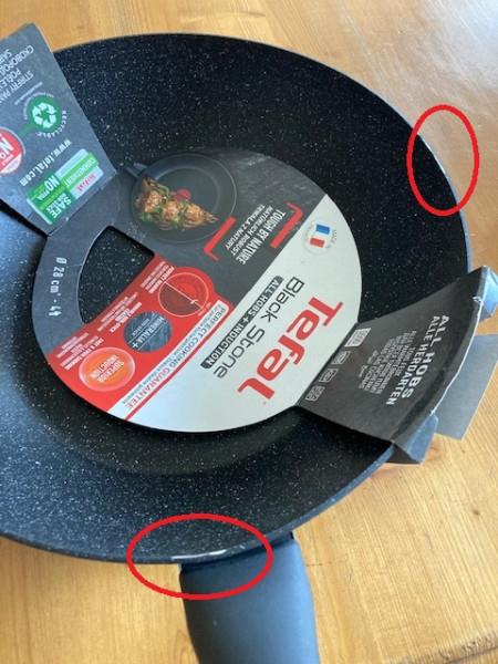 Grote foto tefal black stone wokpan 28 cm beschadiging bovenrand zie foto huis en inrichting kookgerei