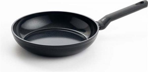 Grote foto bk easy induction ceramic koekenpan 24 cm pfas vrij pan heeft wat beschadigingen bovenrand zie huis en inrichting kookgerei