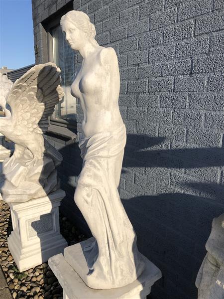 Grote foto prachtig stenen beeld van venus van milo een bekend en fraai beeld. tuin en terras tuindecoratie