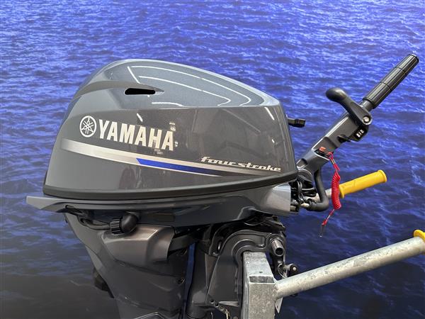 Grote foto yamaha 20 pk buitenboordmotor artnr 1716 injectie en watersport en boten buiten en binnenboordmotoren