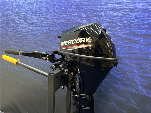Grote foto mercury 9.9pk buitenboordmotor artinr 1717 zgan nieuw watersport en boten buiten en binnenboordmotoren