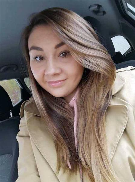 Grote foto op zoek naar een lieve alleenstaande man contacten en berichten vrouw zoekt man