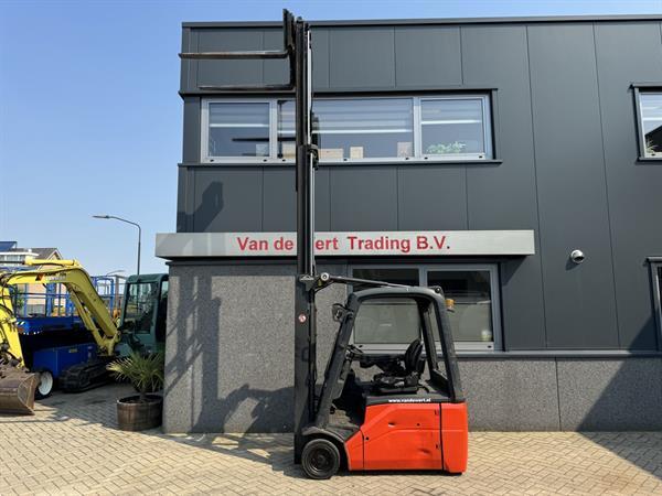 Grote foto heftruck linde e16 01 triplo 435 freelift sideshift elektrisch 2014 agrarisch heftrucks