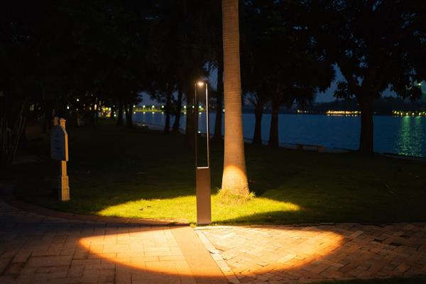 Grote foto moderne staande buitenlamp zwart 80 cm ip65 incl. led garleds trebol tuin en terras verlichting