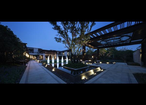 Grote foto oplaadbare staande lamp led rgb waterdruppel 80 cm incl. afstandsbediening funnylights muk tuinlam tuin en terras verlichting