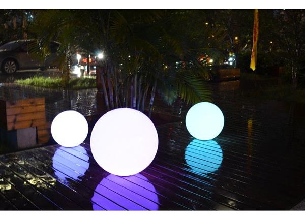 Grote foto oplaadbare bol 30 cm led rgb incl. afstandsbediening funnylights venonat tuinlamp tuin en terras verlichting