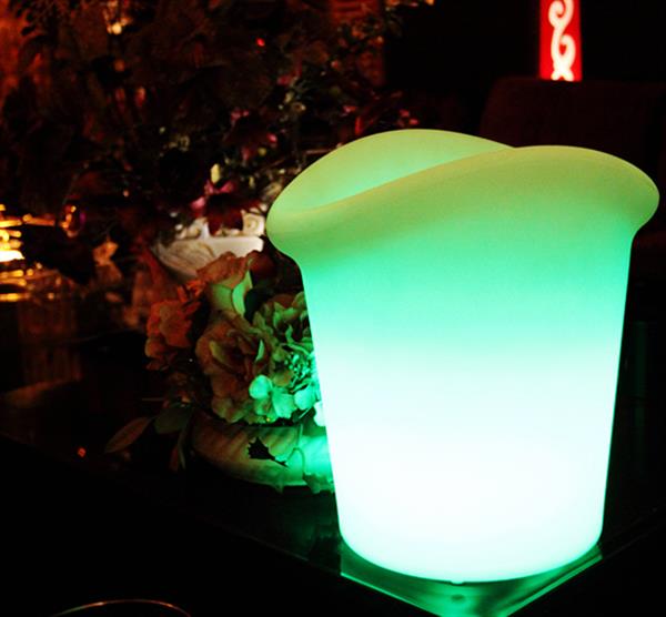 Grote foto led wijnkoeler ijsemmer rgb oplaadbaar afstandsbediening funnylights hypo tuin en terras verlichting