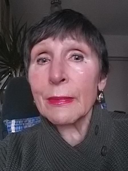 Grote foto vrouw 74 zoekt man voor vriendschaap en l relatie contacten en berichten vrouw zoekt man