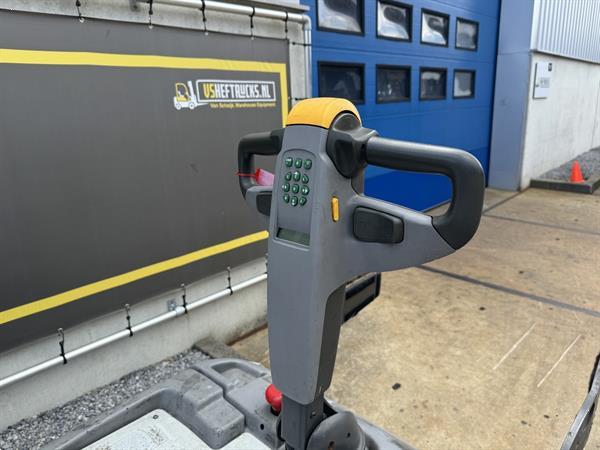 Grote foto vs 21765 elektrische meerijd palletwagen lepels 1600mm doe het zelf en verbouw hefwerktuigen