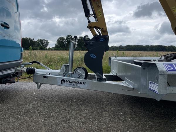 Grote foto vlemmix 2700 kg 300x150 2 assige machinetransporter nieuw agrarisch aanhangwagens