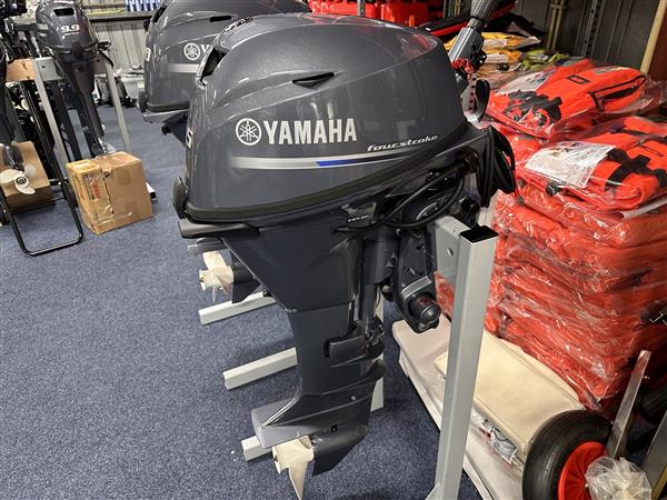 Grote foto yamaha buitenboordmotor nieuw f15 cehpl unieke motor watersport en boten buiten en binnenboordmotoren