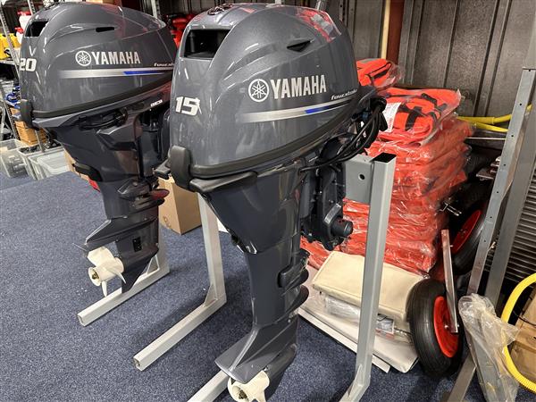 Grote foto yamaha buitenboordmotor nieuw f15 cehpl unieke motor watersport en boten buiten en binnenboordmotoren