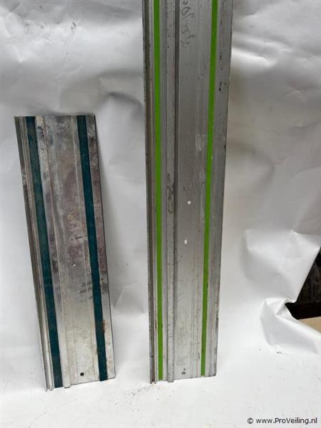 Grote foto online veiling festool geleiderail 70 en 140 cm doe het zelf en verbouw zaagmachines
