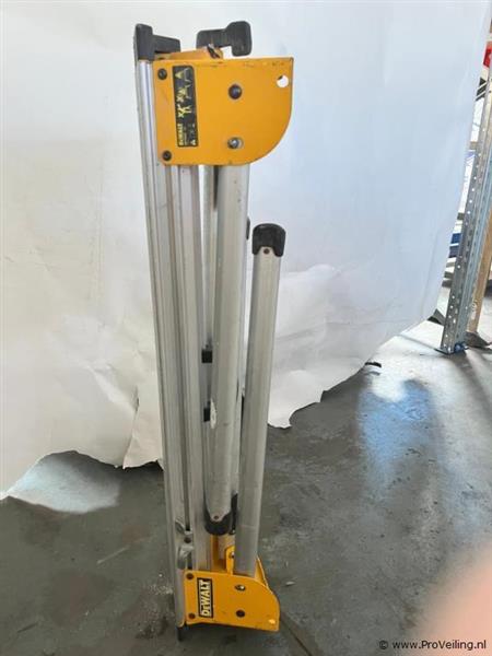 Grote foto online veiling dewalt de7033 xj onderstel voor afkort ve... doe het zelf en verbouw zaagmachines