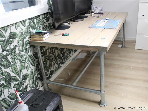 Grote foto online veiling bureau huis en inrichting stoelen