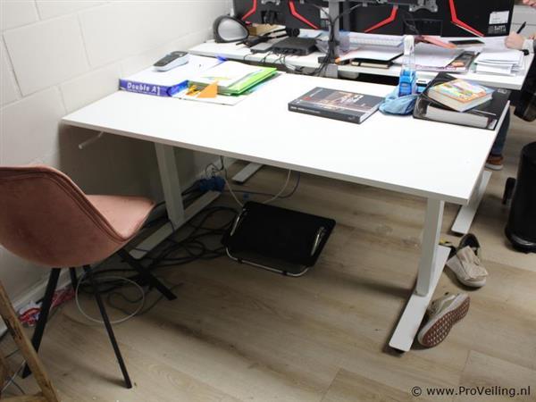 Grote foto online veiling bureau huis en inrichting stoelen