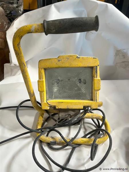 Grote foto online veiling bouwlamp 2 stuks doe het zelf en verbouw gereedschappen en machines