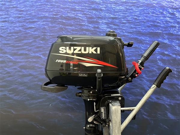 Grote foto suzuki 4 pk artnr. 0504 kortstaart watersport en boten buiten en binnenboordmotoren