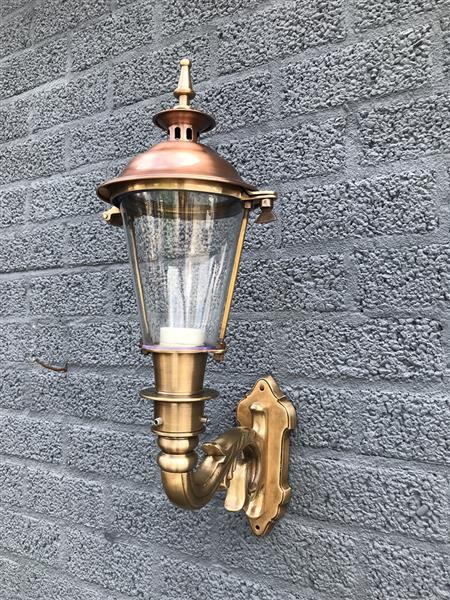 Grote foto wandlamp bestaande uit koper en messing geweldige uitstraling tuin en terras tuinmeubelen