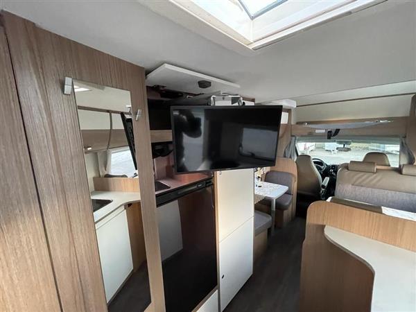 Grote foto mercedes hymer eriba ml t 580 caravans en kamperen stacaravans