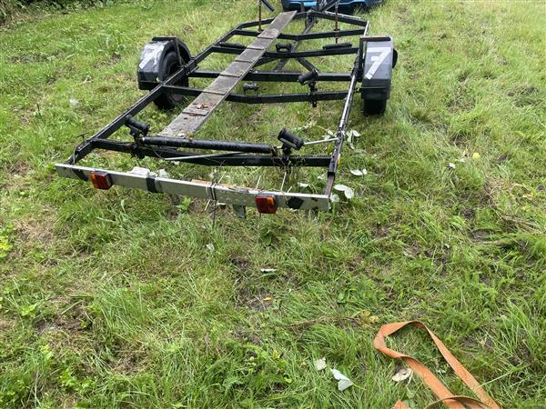 Grote foto boottrailer kantel trailer watersport en boten boottrailers